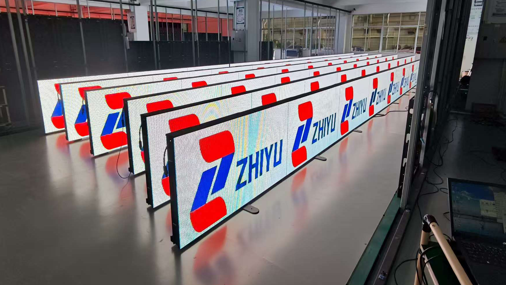 Why Does My LED Display Show Ripples When Photographed Causes and Solutions